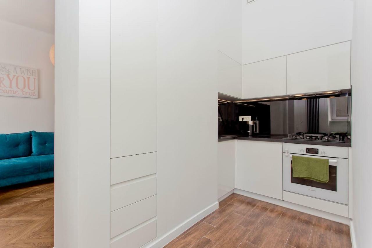 Luxury And Comfortable- Golden Apartments- Royal Street Varsovia Exterior foto